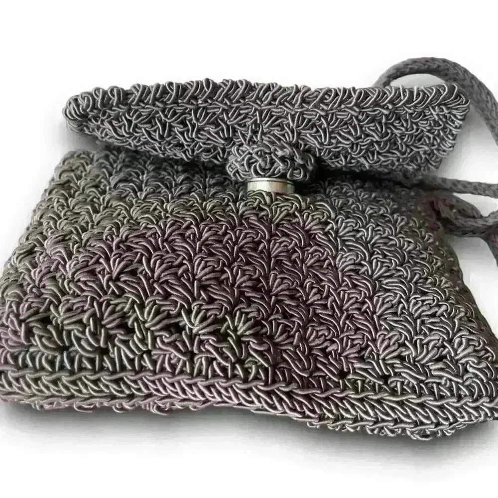 Vtg Gap Crochet Knitted Crossbody‎ Mini Purse Tote Snap Closure Flap Woven Grey - Picture 9 of 11